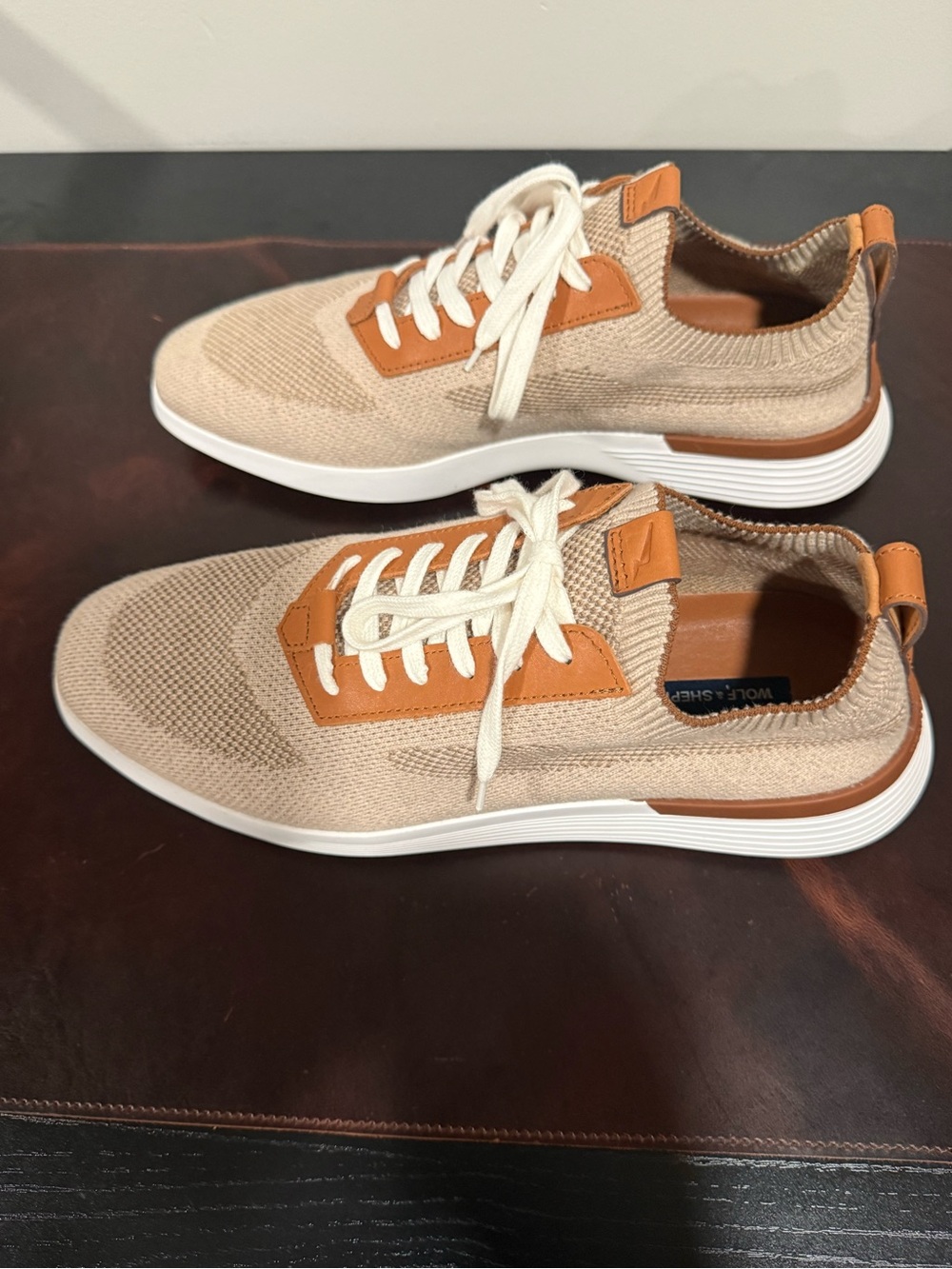 Wolf and Shepherd SupremeKnit Trainer Brown and Mocha Men's Size 10